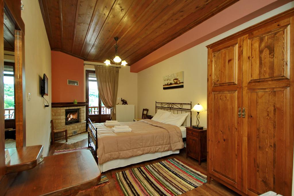 Hotel Thea Valtessinikou Habitación foto